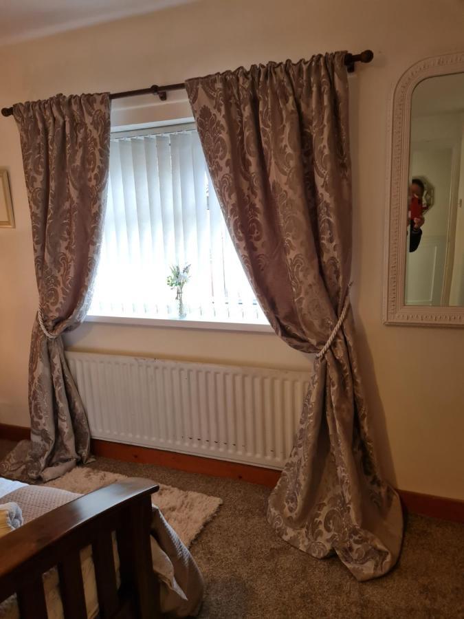 Comfy Quiet Town House Strabane Exterior photo